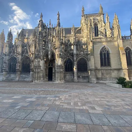 Centre Διαμέρισμα *